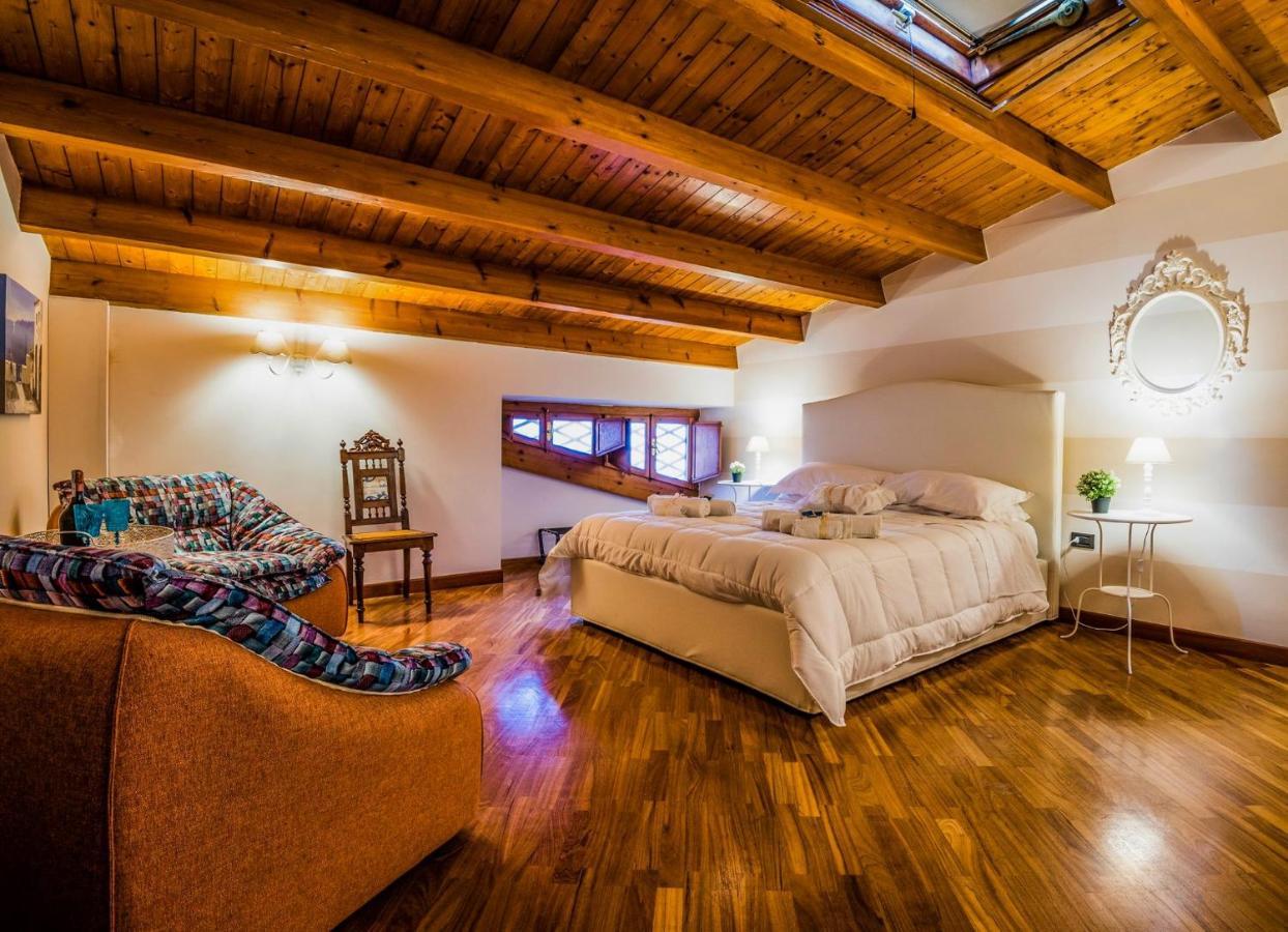 La Casa Di Ilde Al Duomo - Ortigia Holidays Syracuse ภายนอก รูปภาพ