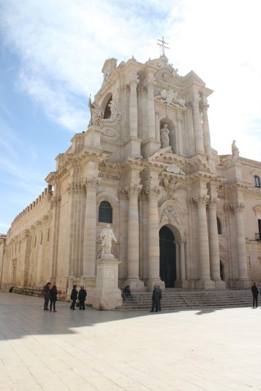 La Casa Di Ilde Al Duomo - Ortigia Holidays Syracuse ภายนอก รูปภาพ