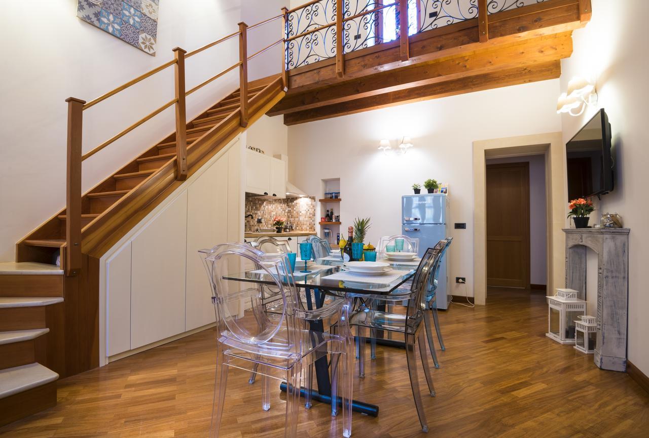 La Casa Di Ilde Al Duomo - Ortigia Holidays Syracuse ภายนอก รูปภาพ